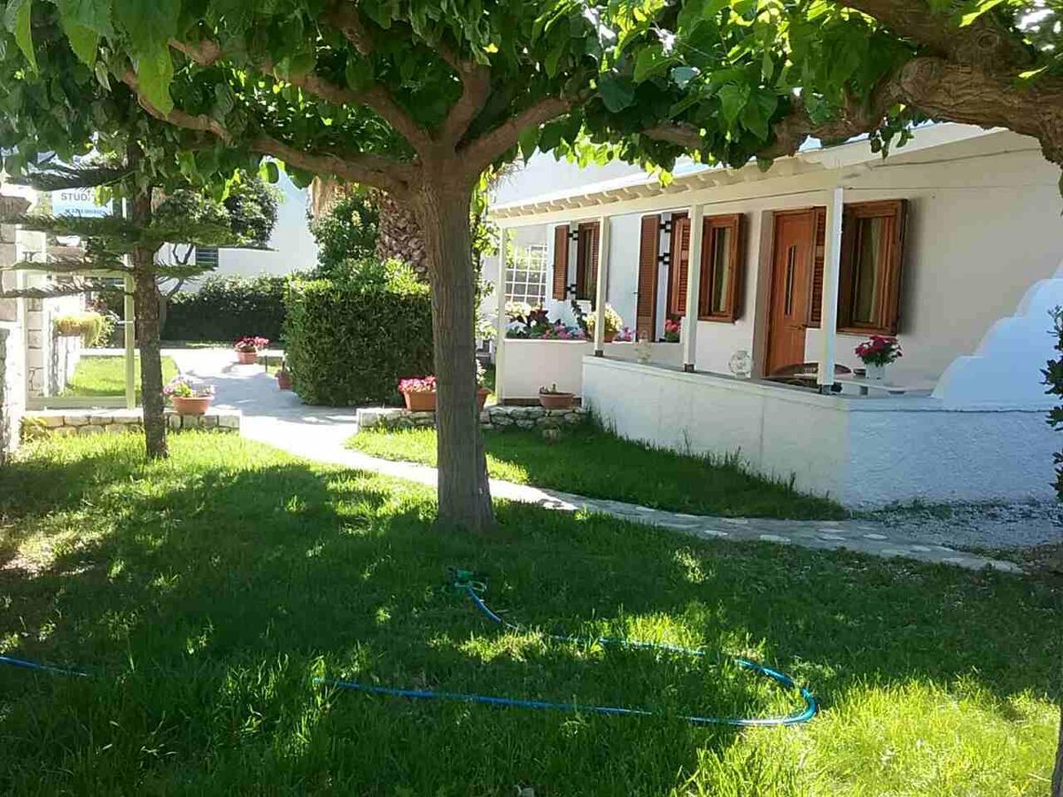 Irini Studios Σκύρος Εξωτερικό φωτογραφία